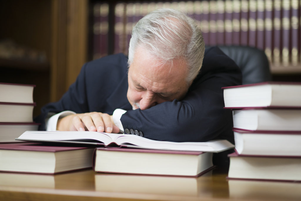 Head for the Hills: Signs of a Bad-Fit Lawyer That Should Send You Running