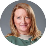 Jennifer Cates headshot