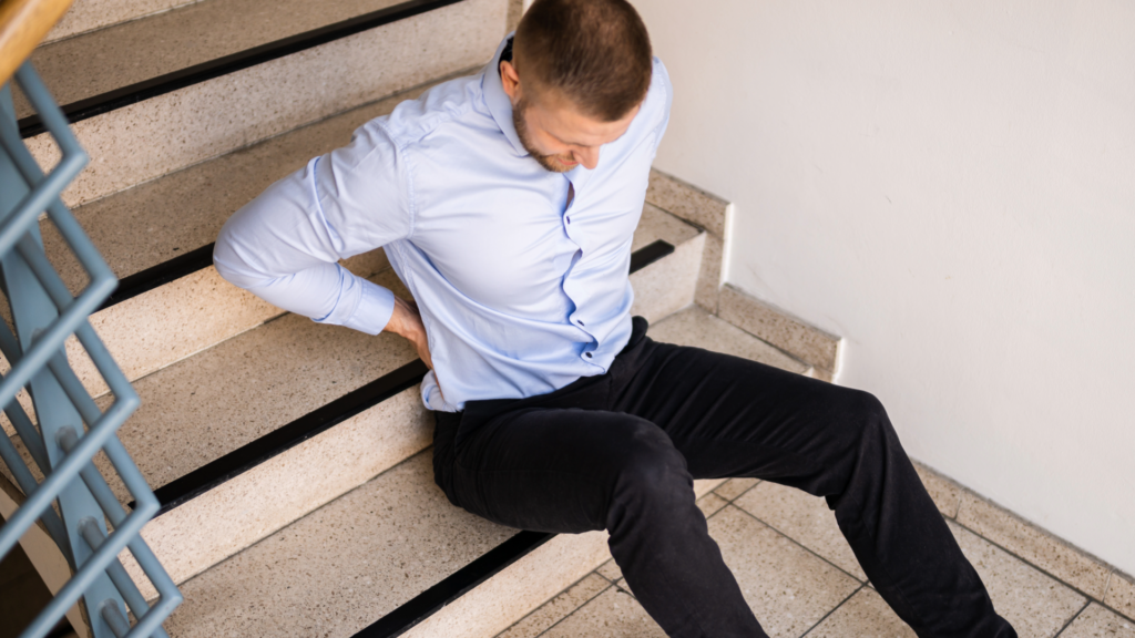 How a Florida Slip and Fall Lawyer Can Help You Maximize Compensation